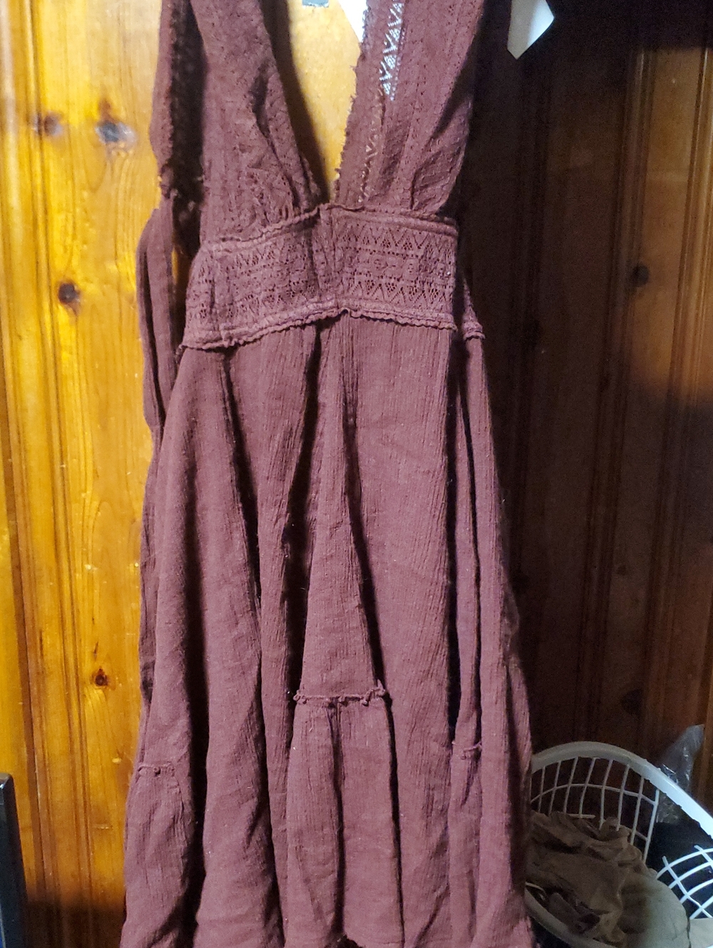 Boho Deep V Lace-Trim Midi dress in burgandy/brown